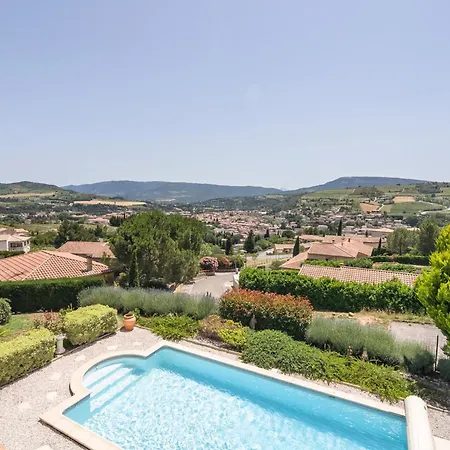 Spacious With Private Swimming Pool Villa