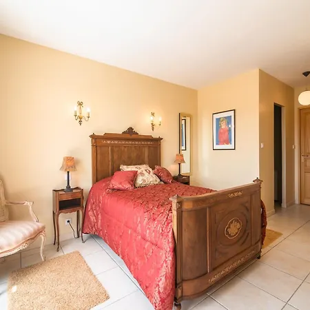 Villa In With Private Pool & Mountain Views